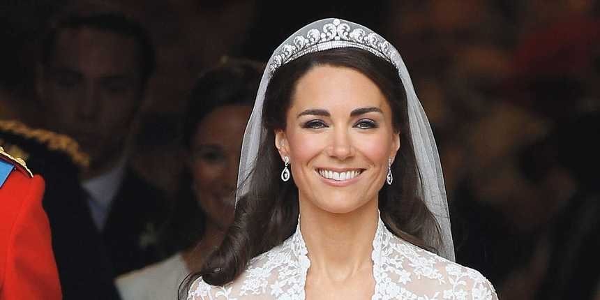  8 Movie star Brides and  Get Their Wedding ceremony Make-up and Coiffure Seems to be