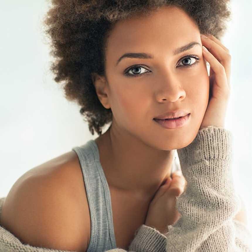  This Delicate Make-up Look Will Let Your Pure Magnificence Shine